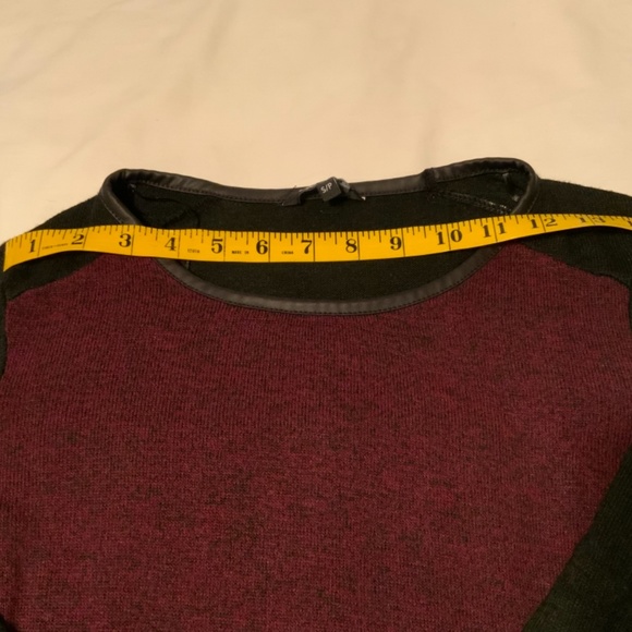 George Burgundy/Black Lightweight Scoop Neck Tunic (Small) - Picture 6 of 8